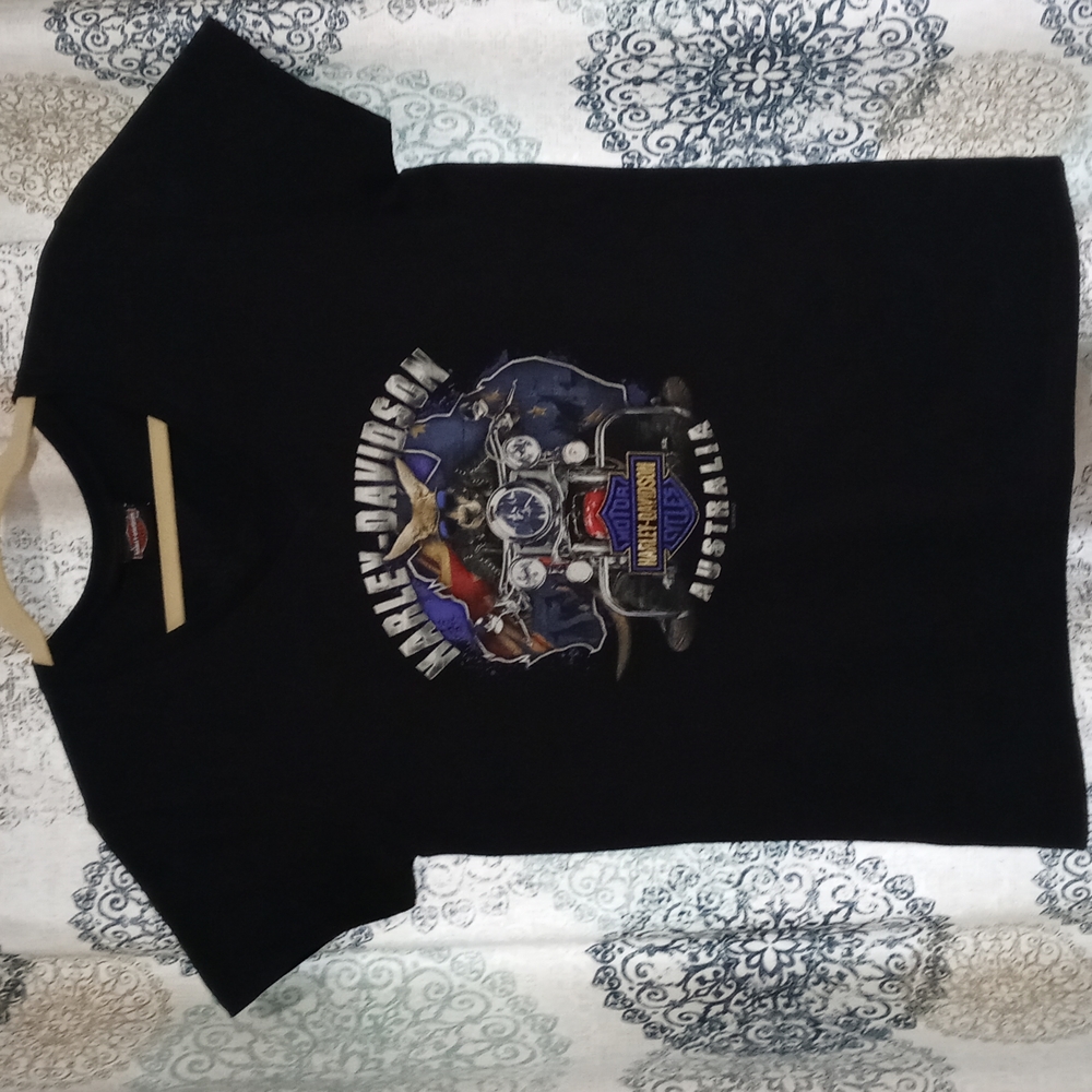 Harley-Davidson Australia Black T-Shirt. Size M V-Neck